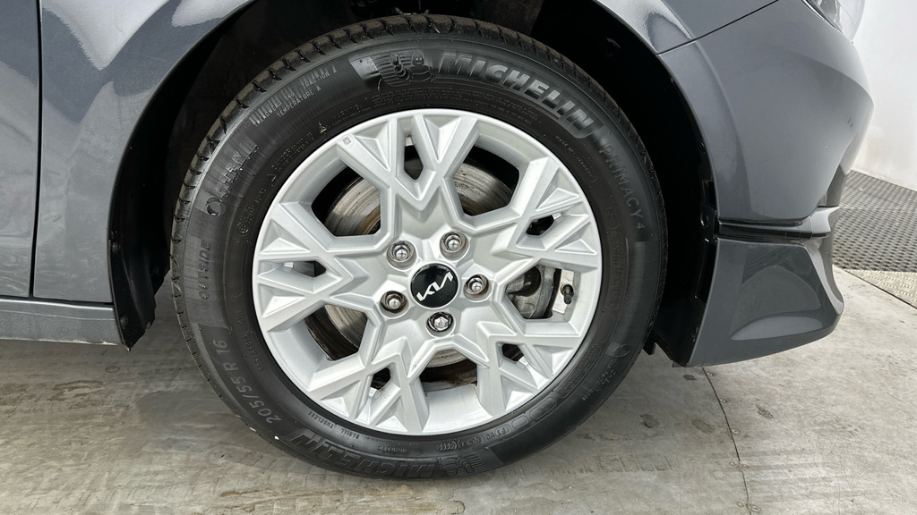 Kia Ceed 1.0T Gdi Isg 2  #24