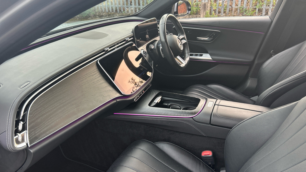 Mercedes-Benz E Class E300e Amg Line Advanced 9G-tronic Black #10