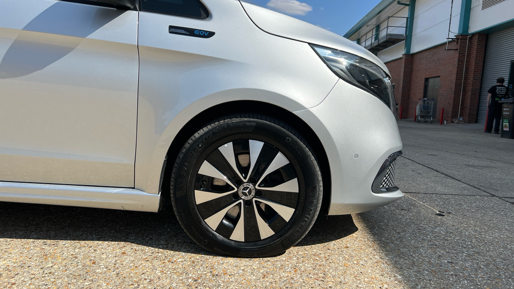 Mercedes-Benz EQV 2021 21 Eqv  #20
