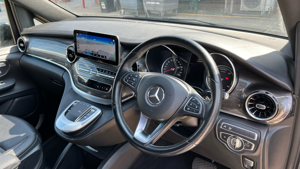 Mercedes-Benz EQV 2021 21 Eqv  #9