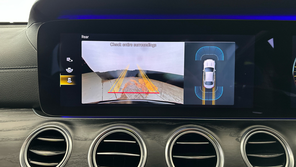 Mercedes-Benz E Class E220d Se 9G-tronic Blue #17