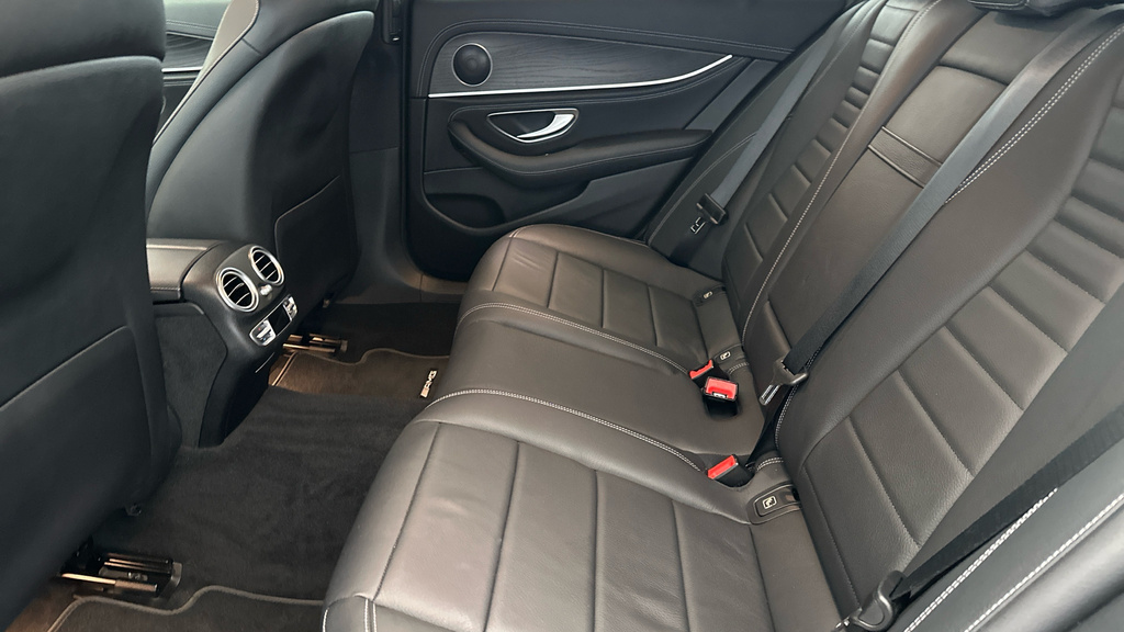Mercedes-Benz E Class E220d Se 9G-tronic Blue #21