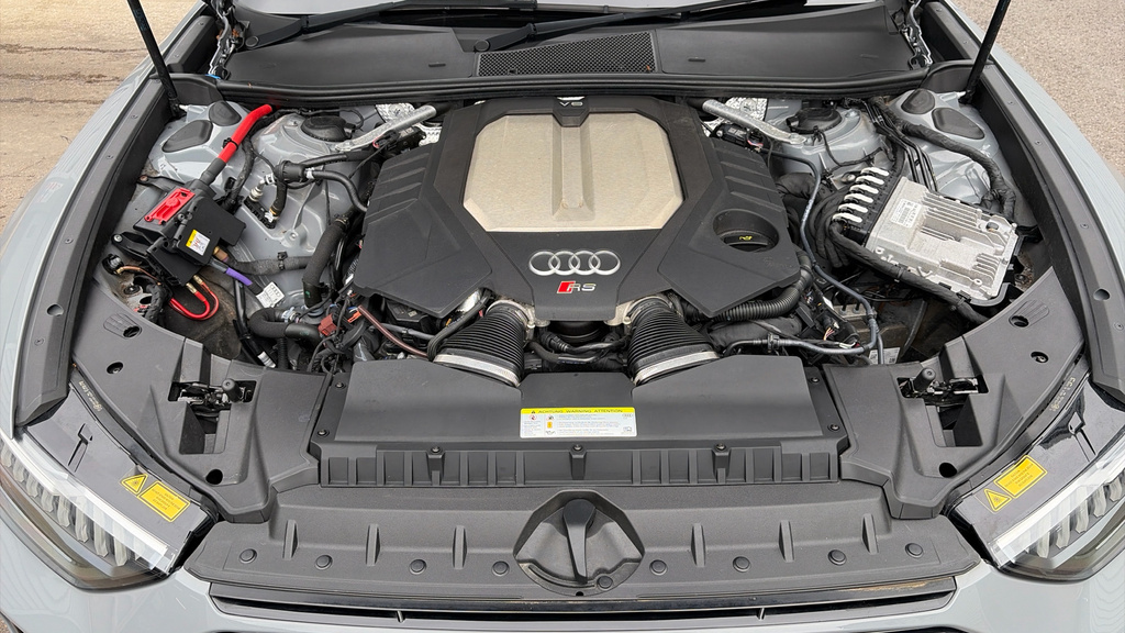 Audi RS6 Avant Estate Black #16