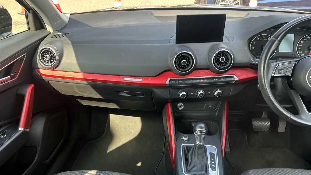 Audi Q2 1.0 Tfsi 30 Se Grey #11