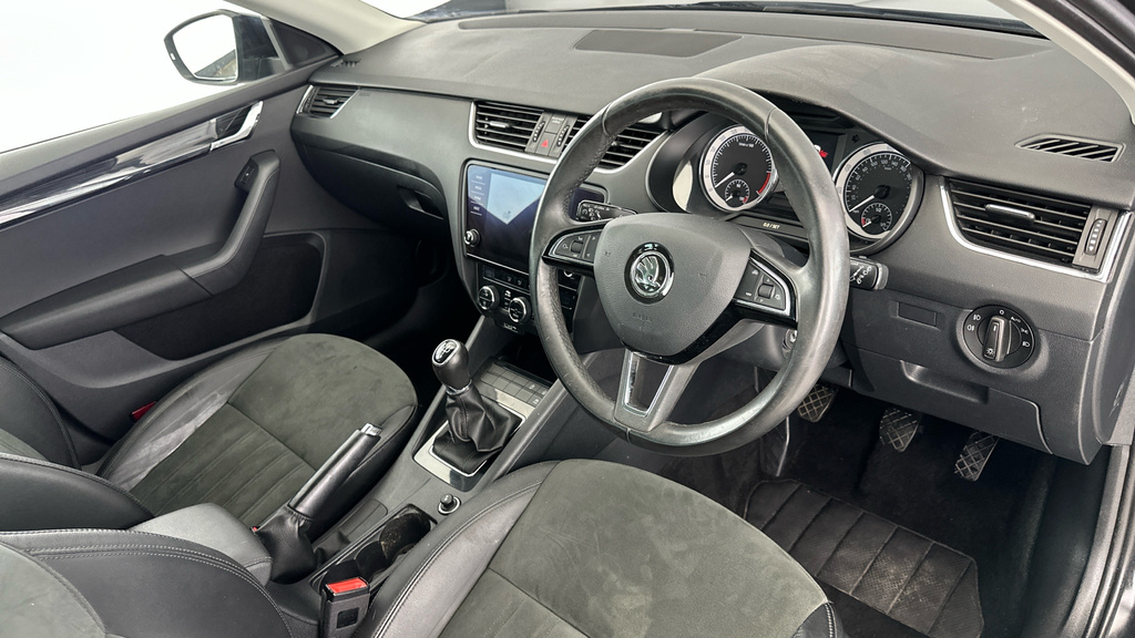 Skoda Octavia Octavia Se Technology Tdi White #9