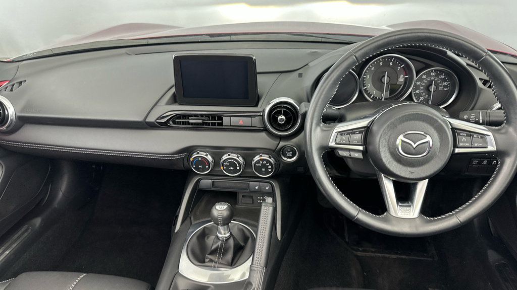 Mazda MX-5 1.5 132 Sport Red #16