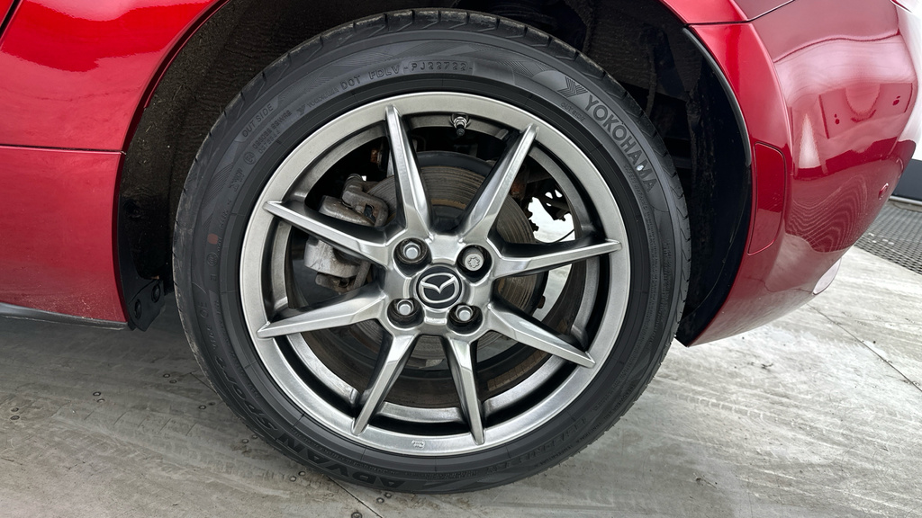 Mazda MX-5 1.5 132 Sport Red #23
