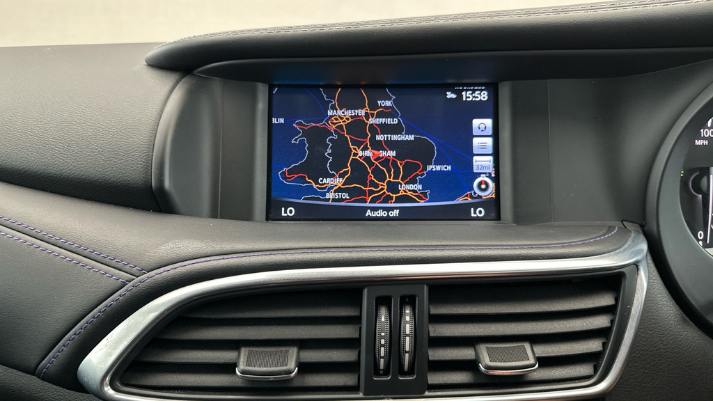 Infiniti Q30 Hatchback Grey #18