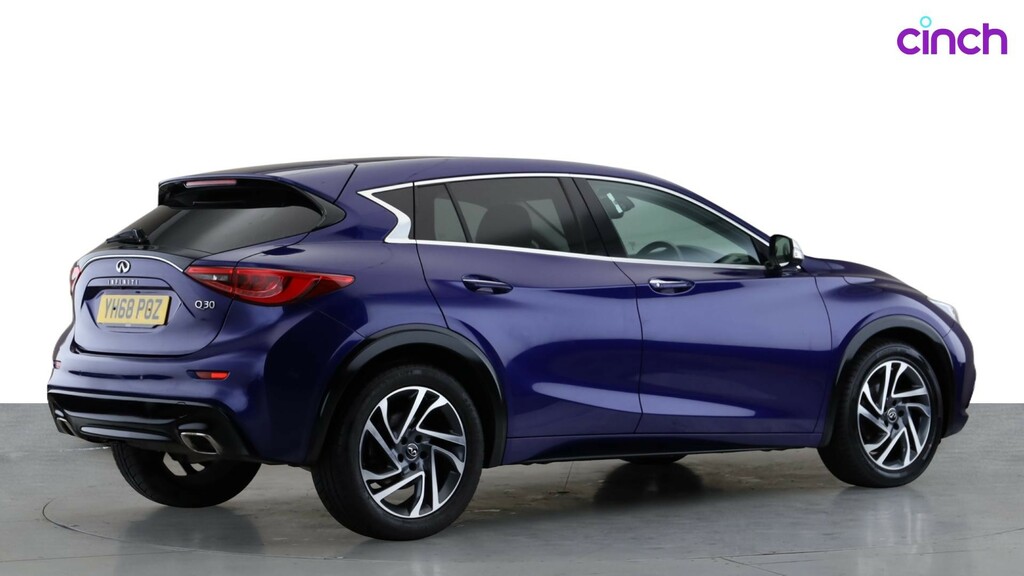 Infiniti Q30 Hatchback Grey #5