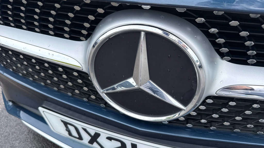 Mercedes-Benz B Class Mpv White #45