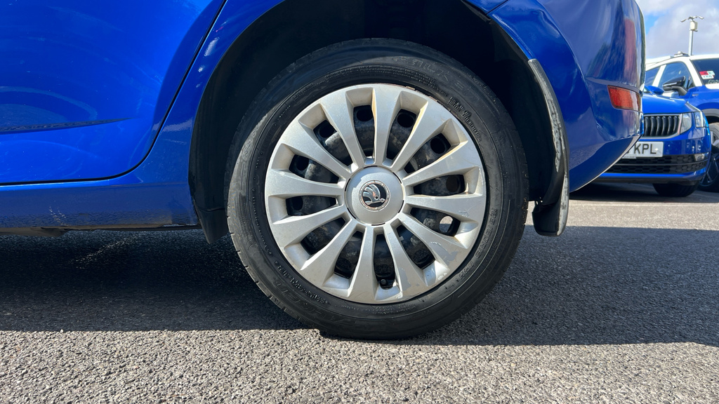 Skoda Fabia Se Blue #18
