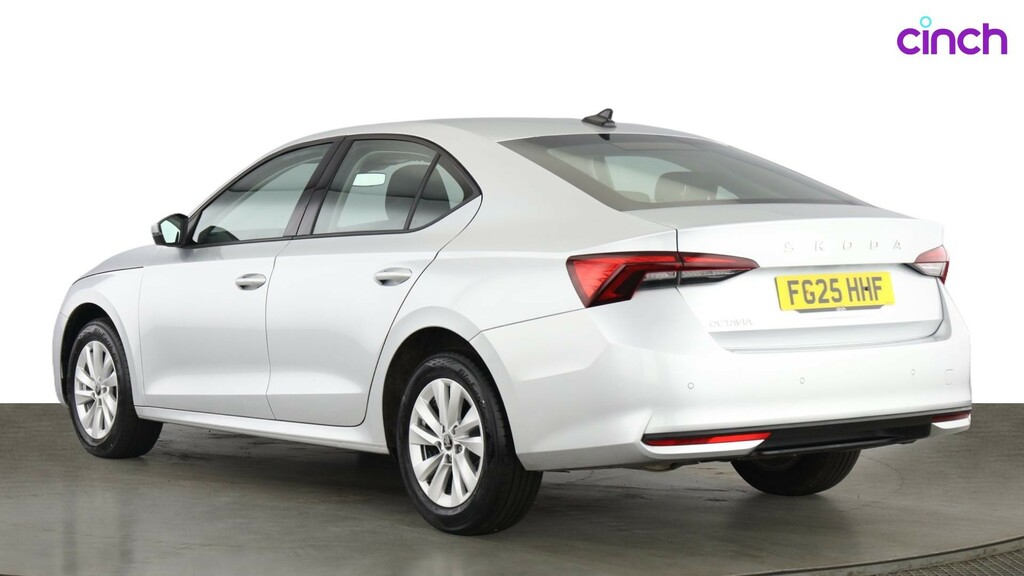 Skoda Octavia 2.0 Tsi Vrs Dsg White #5