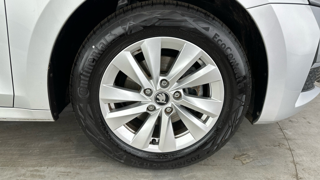 Skoda Octavia 2.0 Tsi Vrs Dsg White #28