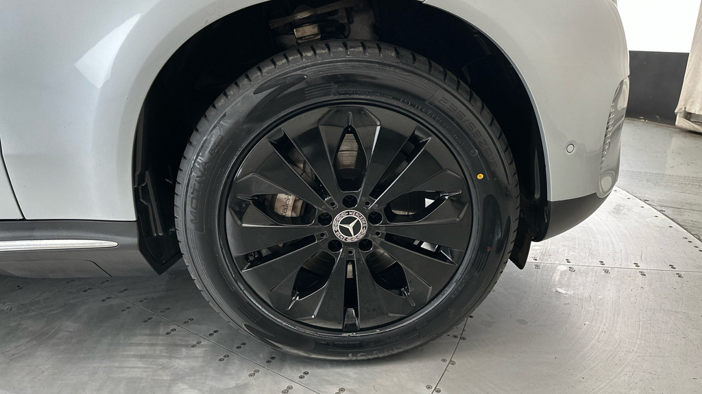Mercedes-Benz EQC Automatic Grey #27
