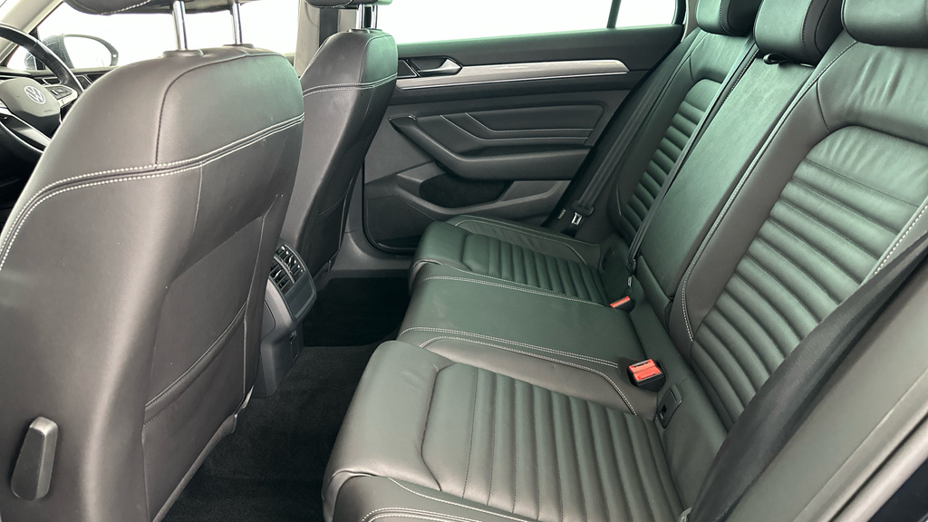 Volkswagen Passat Sel Black #24