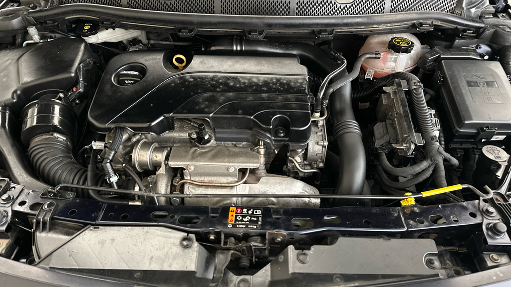 Vauxhall Astra 1.4 Design 124 Bhp Grey #22