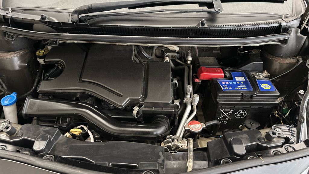 Toyota Aygo X X-play Red #18
