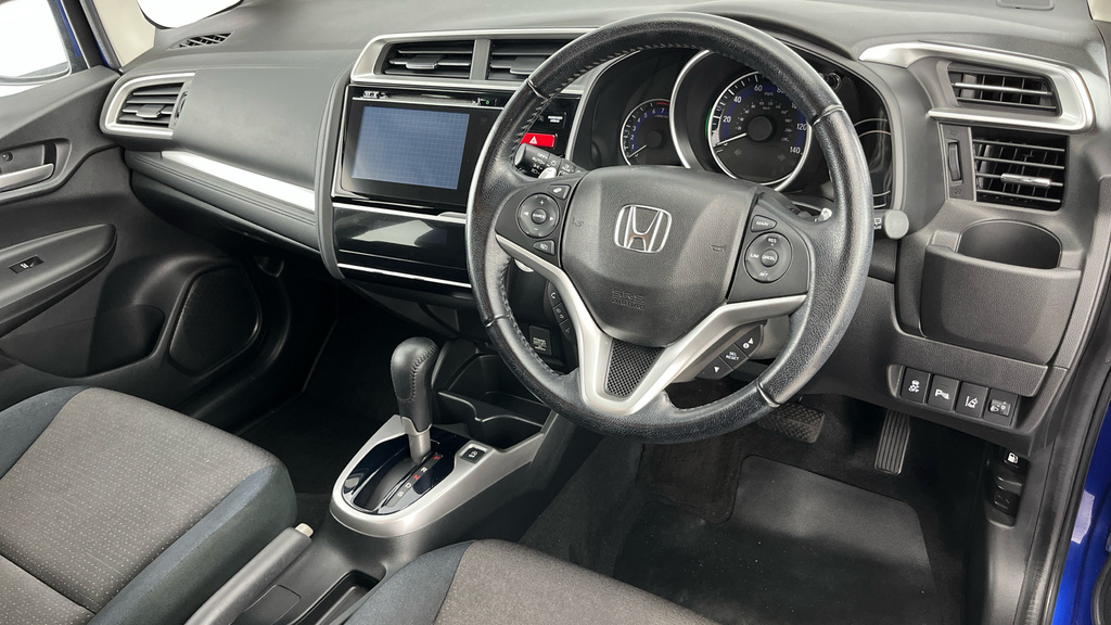 Honda Jazz Ex White #9
