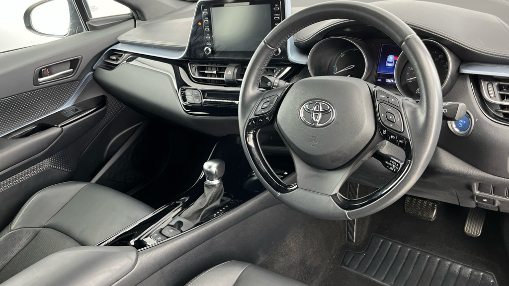 Toyota C-Hr 2L Dynamic Grey #9