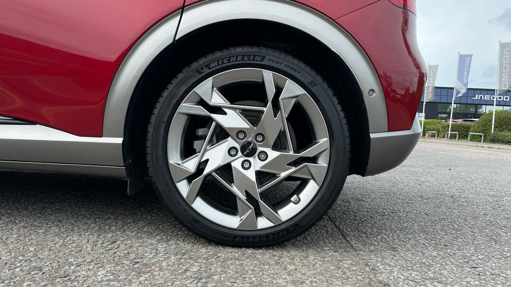 Genesis GV60 Sport Plus Awd White #26