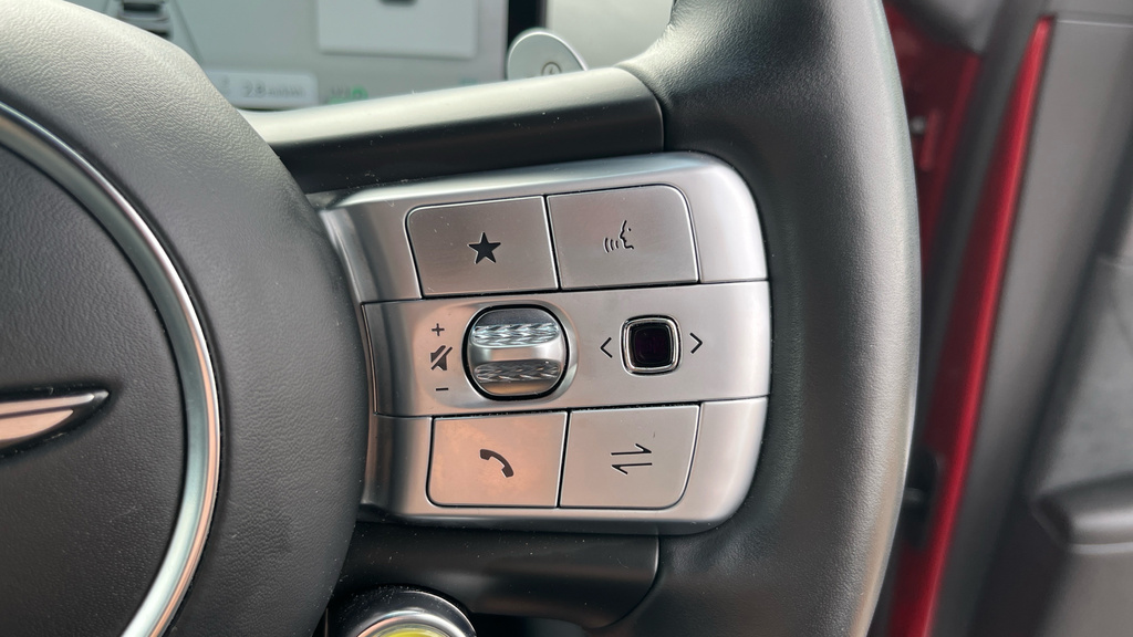 Genesis GV60 Sport Plus Awd White #31