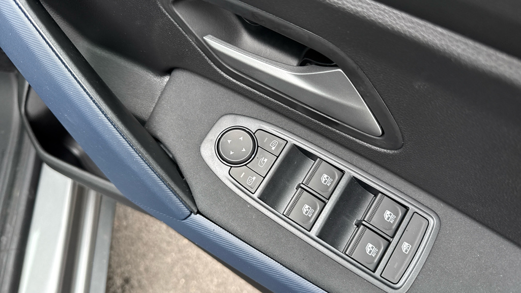 Dacia Bigster 1.8 Hybrid 155 Expression Black #4