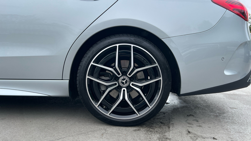 Mercedes-Benz C Class Saloon Blue #23