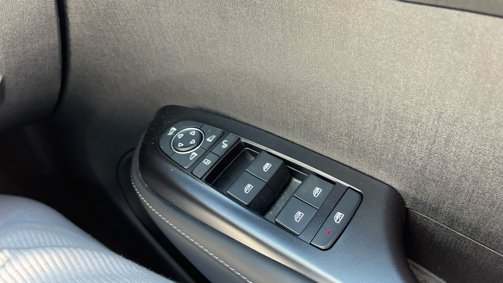 Byd Dolphin 60.48Kwh Design Hatchback Black #25
