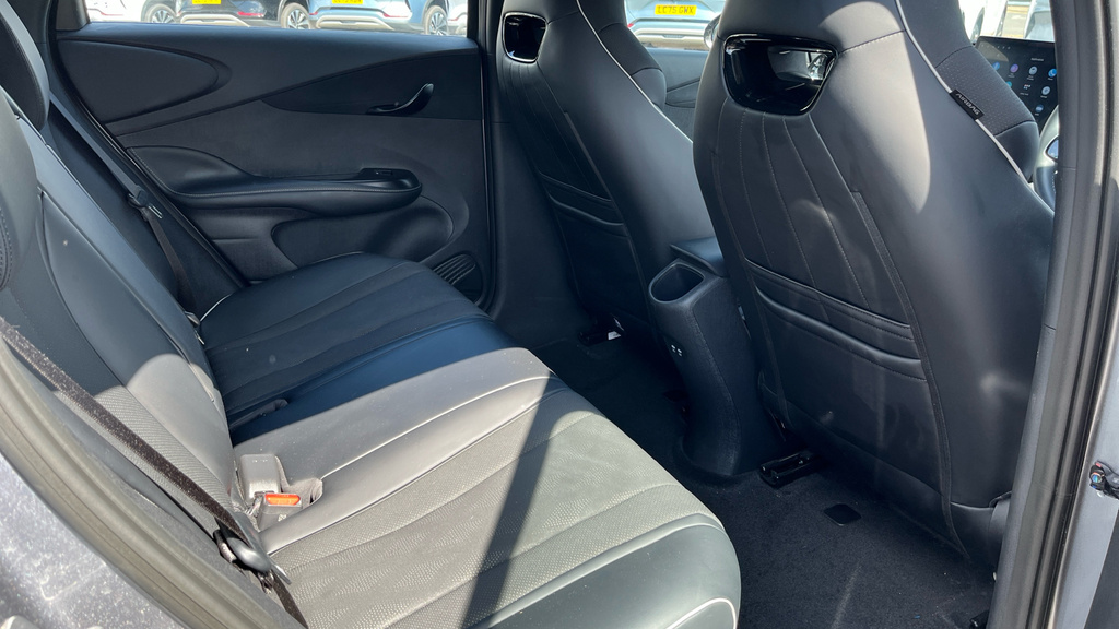Byd Dolphin 60.48Kwh Design Hatchback Black #14