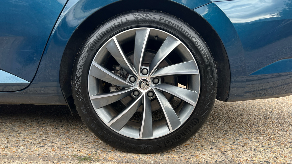 Skoda Superb Se L Executive Silver #31