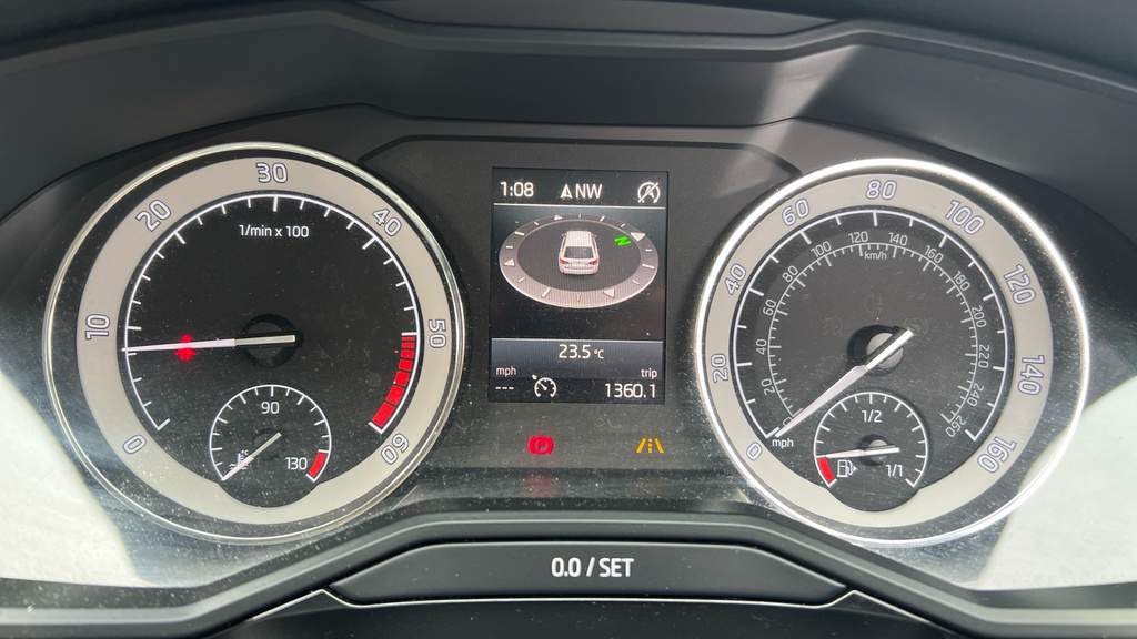 Skoda Superb Se L Executive Silver #26