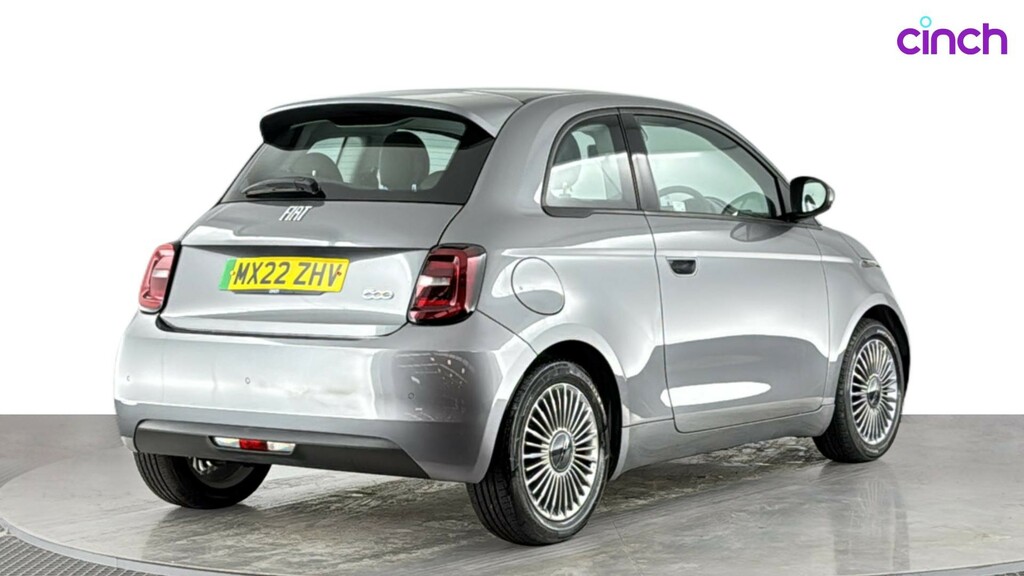 Fiat 500E 500E Passion Gold #3