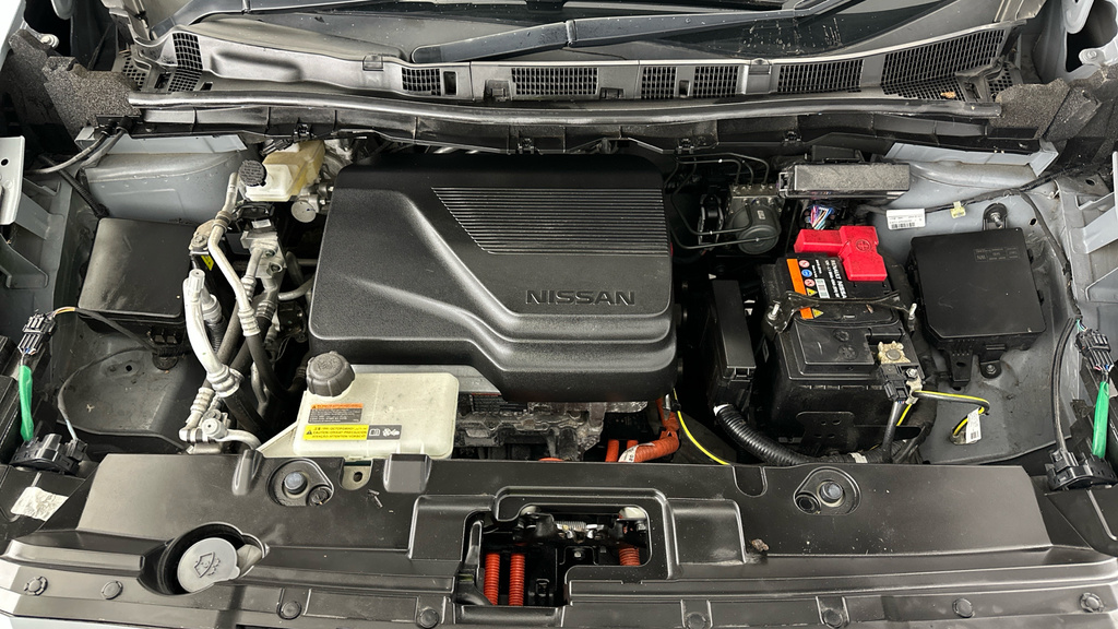 Nissan Leaf 0.0 Acenta 40Kwh 148 Bhp Red #28