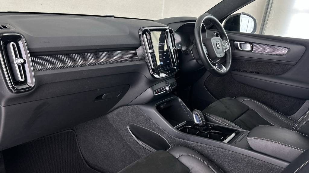 Volvo XC40 B5 R-design Pro Grey #11