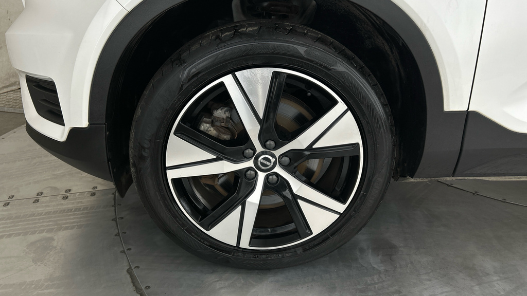 Volvo XC40 B5 R-design Pro Grey #24