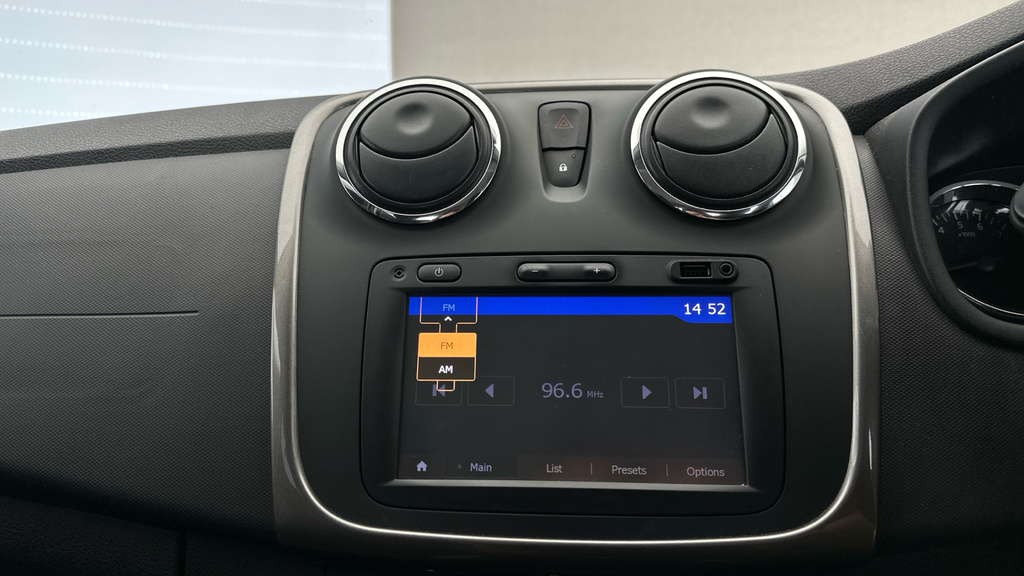 Dacia Sandero Stepway 1.5 Dci Laureate Black #18