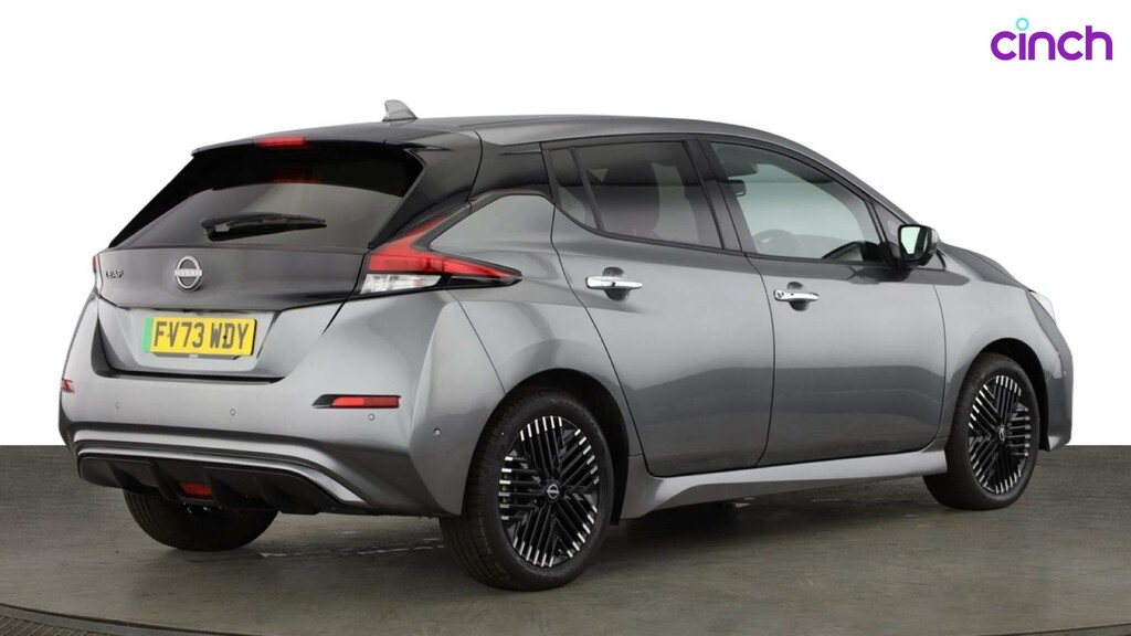 Nissan Leaf Shiro White #2