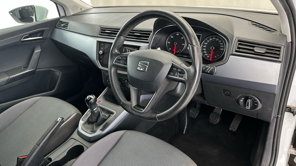 Seat Arona Tdi Se Technology Lux White #11