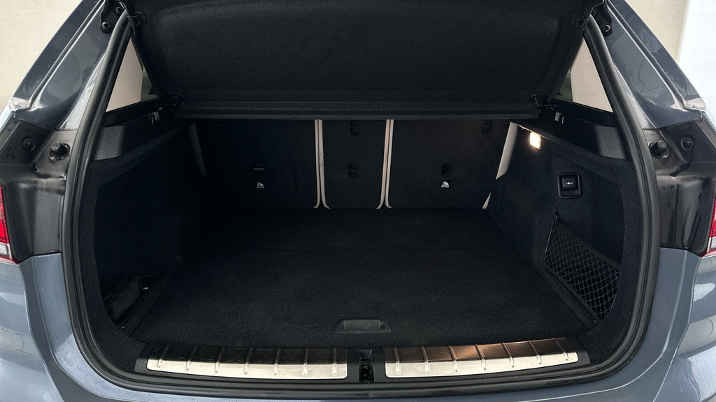 BMW X1 2L Xline Black #21