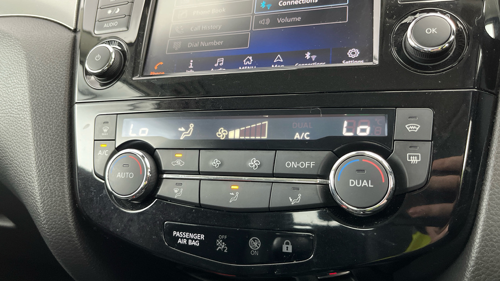 Nissan Qashqai Qashqai Tekna Dig-t Blue #21