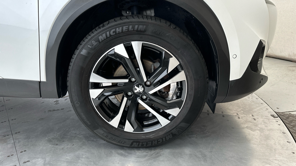 Peugeot 2008 Gt Premium Red #27