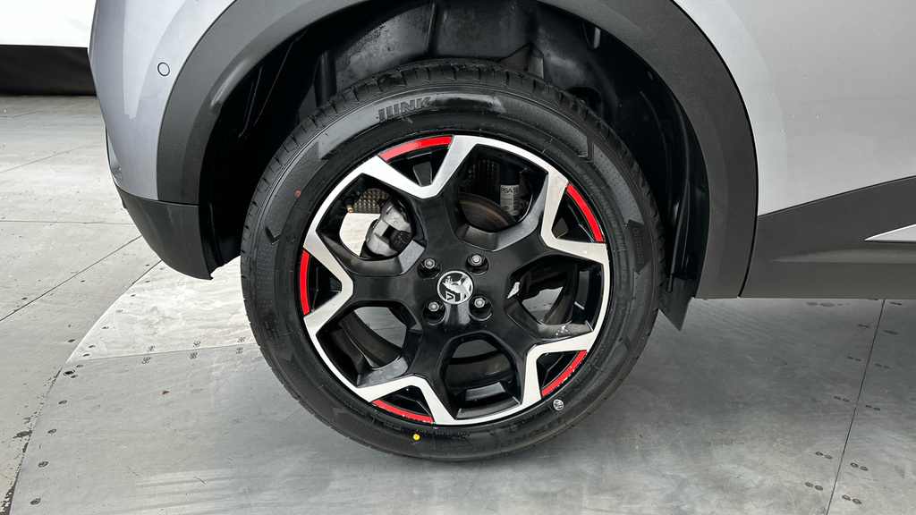 Vauxhall Mokka Sri White #25
