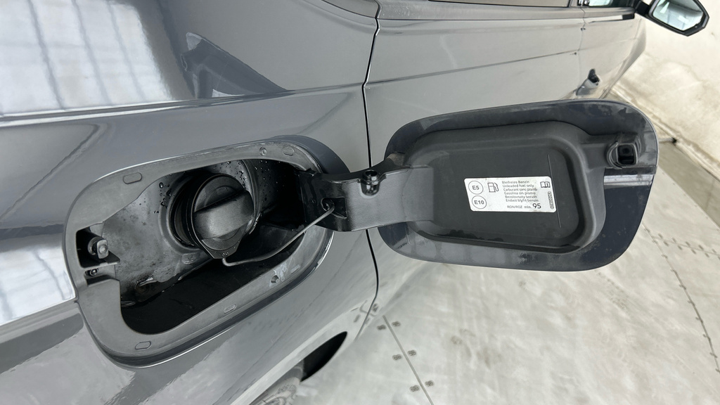 Volkswagen Polo Active Black #27