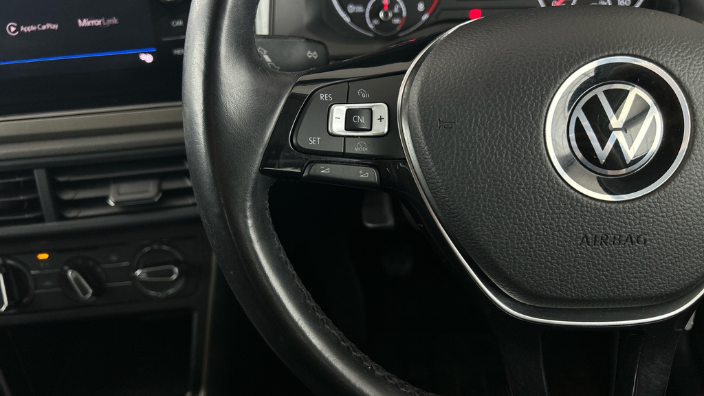 Volkswagen Polo Active Black #15