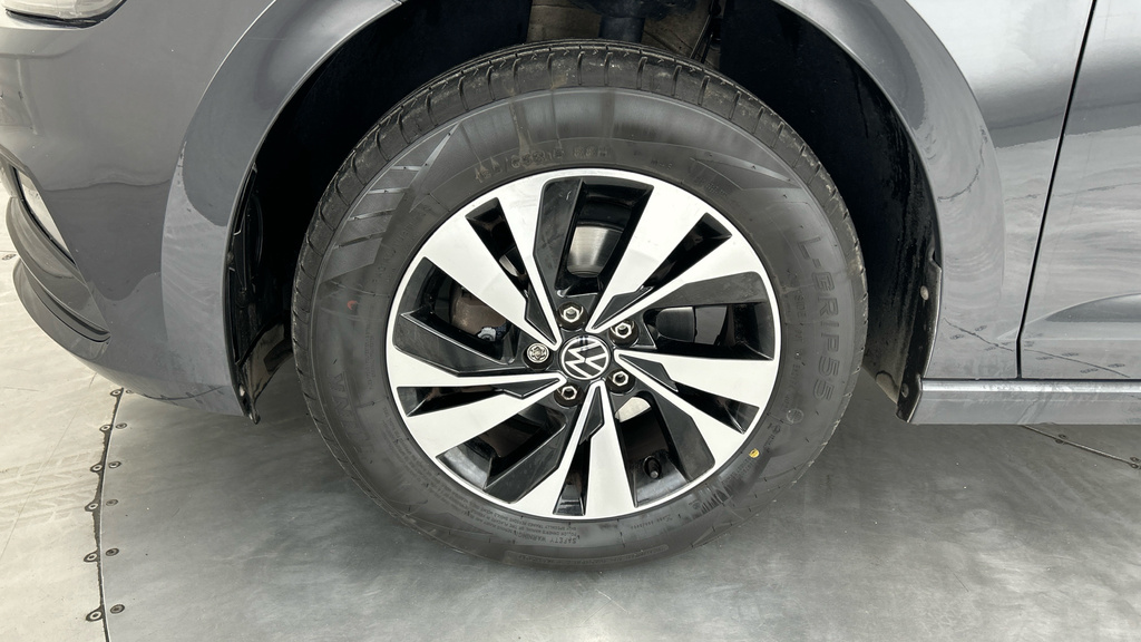 Volkswagen Polo Active Black #23