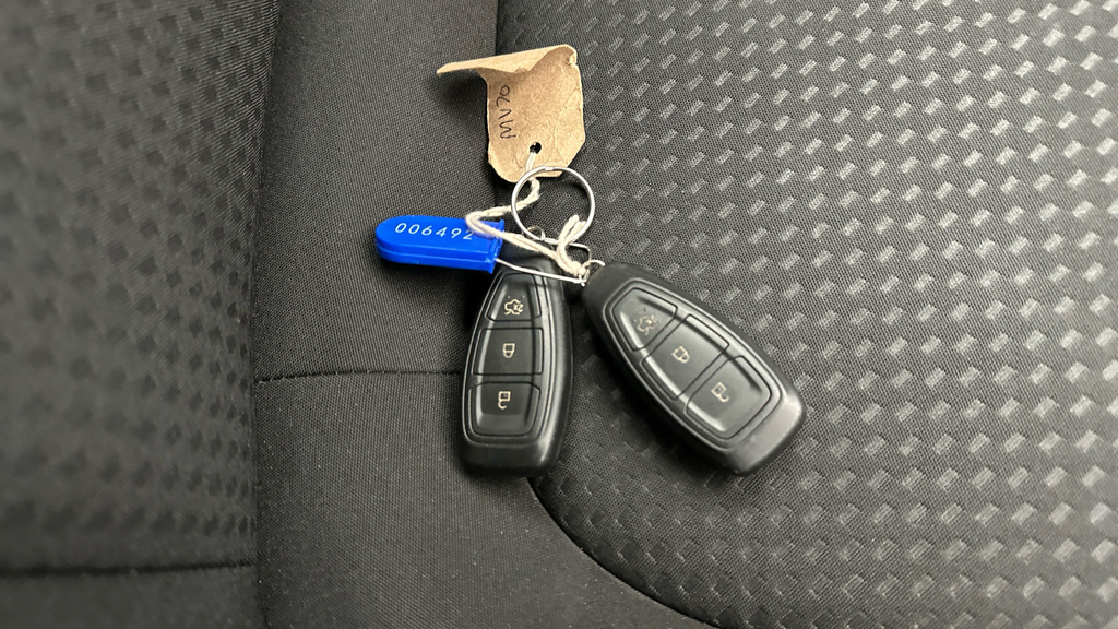 Ford Focus 1L St-line X Blue #26