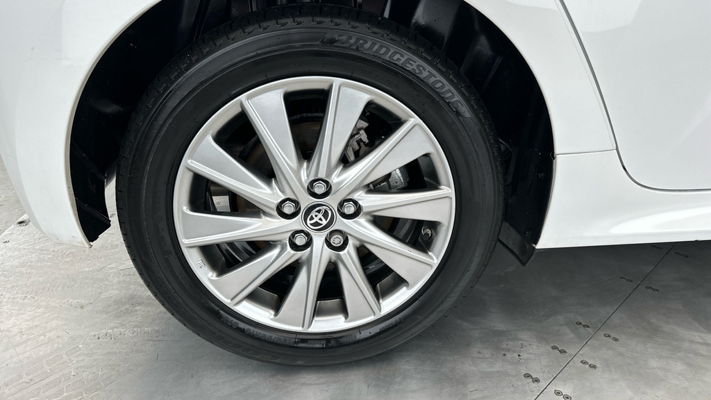 Toyota Yaris 1.5 Vvt-h Icon E-cvt Euro 6 Ss... White #21