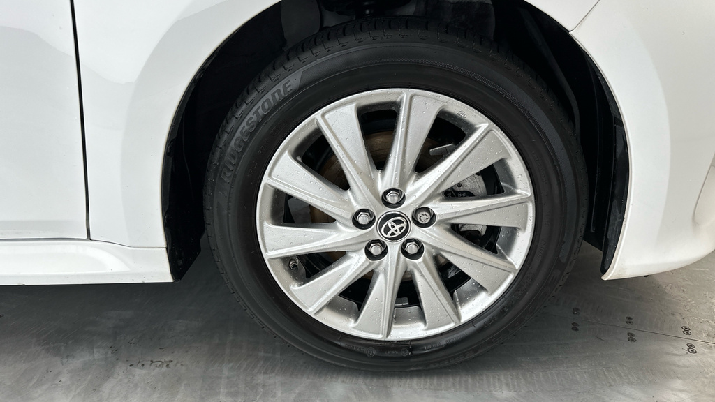 Toyota Yaris 1.5 Vvt-h Icon E-cvt Euro 6 Ss... White #22
