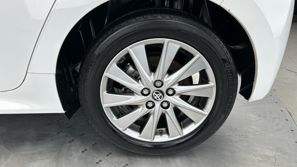 Toyota Yaris 1.5 Vvt-h Icon E-cvt Euro 6 Ss... White #20