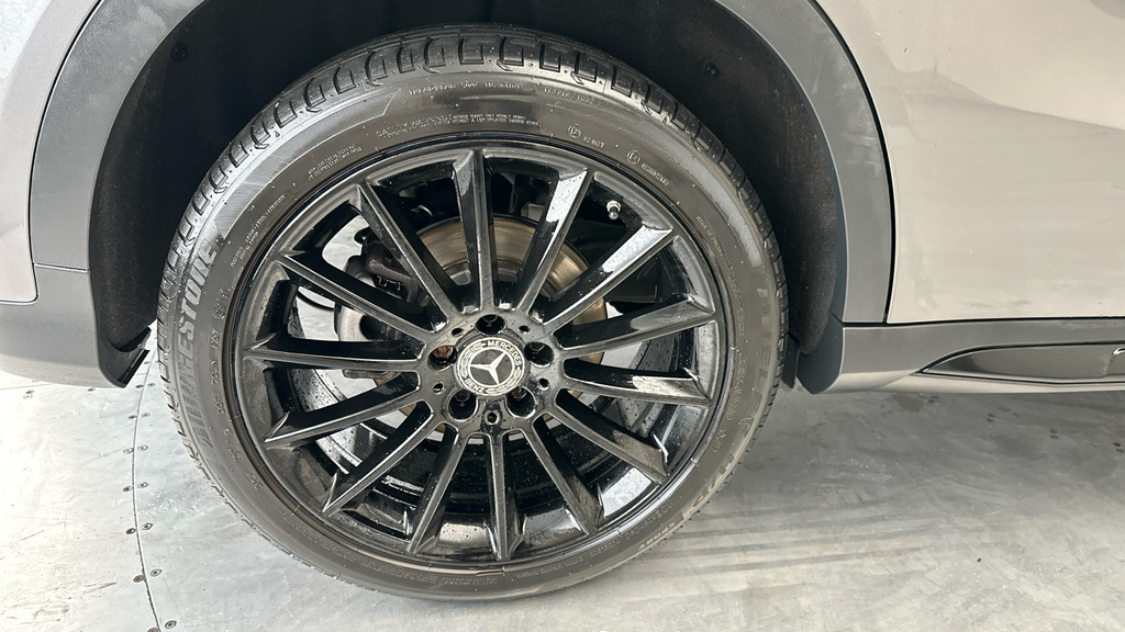 Mercedes-Benz GLA Class Suv Grey #25